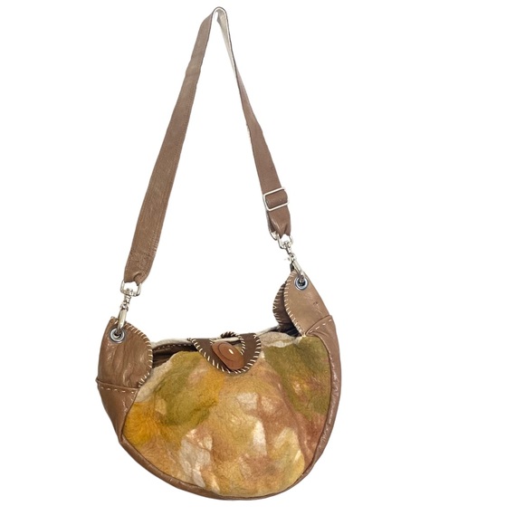 URBAN GYPSY Christina Hankins Artist Boiled Wool Tan Leather Boho Hobo Purse - Picture 1 of 13